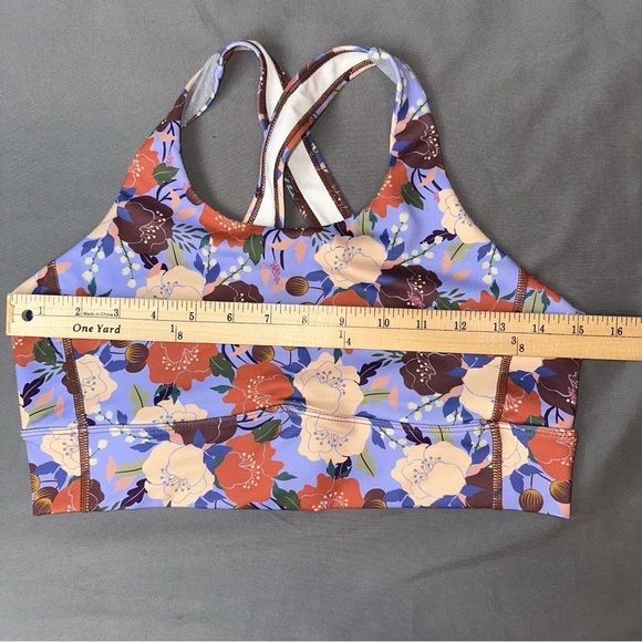 Be. Active Bra Womens Medium Lilac Floral Sport Workout Athletic Gym Casual - Picture 4 of 8